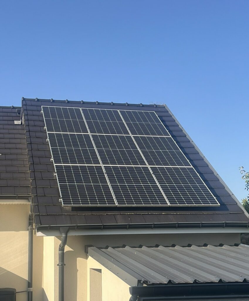 Sarl Cascarra Frères
Charpente Couverture Zinguerie
Panneaux photovoltaïques